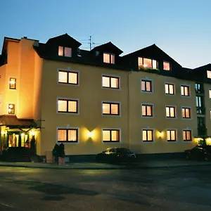 central-hotel-am-konigshof.frankfurtammainhotels.com/